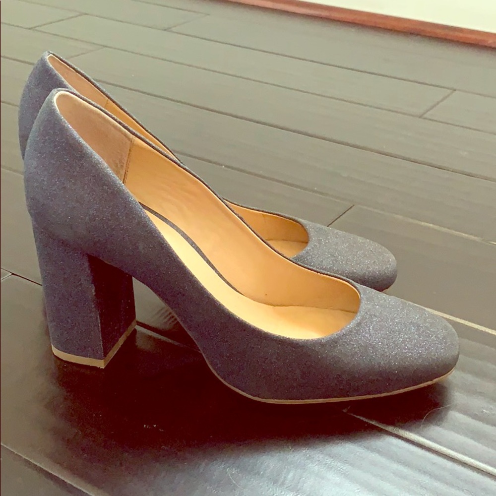 Subtle Sparkle Pumps!